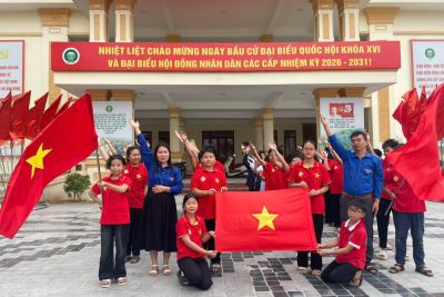 LIÊN ĐỘI TRƯỜNG THCS NINH GIANG THAM GIA DỌN VỆ SINH MÔI TRƯỜNG CHÀO MỪNG NGÀY BẦU CỬ